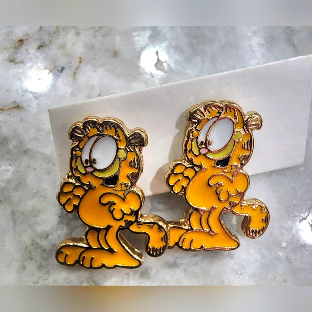 Garfield Cat Silver Earrings NWT
